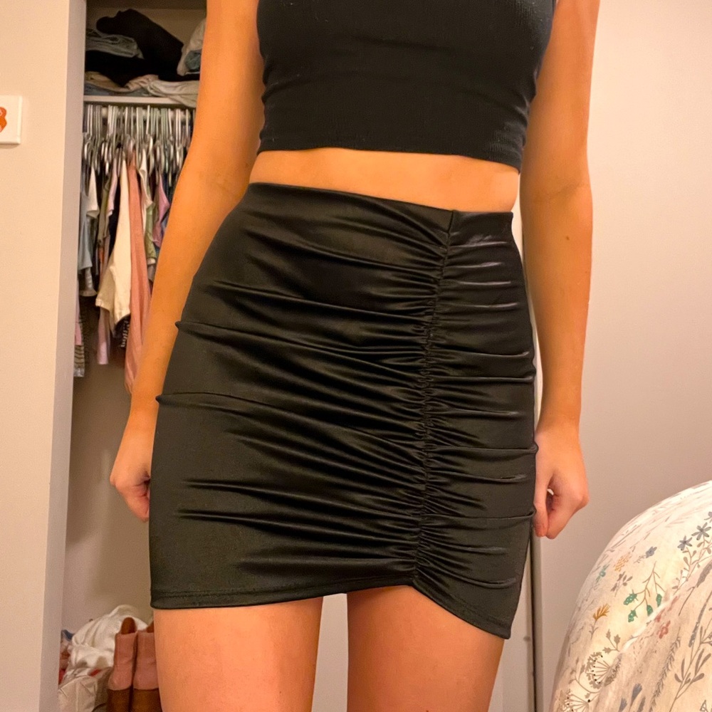 Windsor Black Skirt